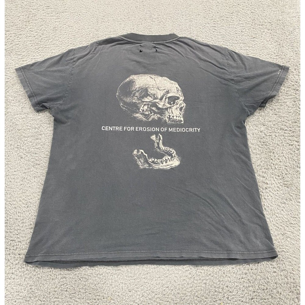 RtA Shirt Mens Large Black Gray Skull 5150 Hold Faded Thrashed Pullover